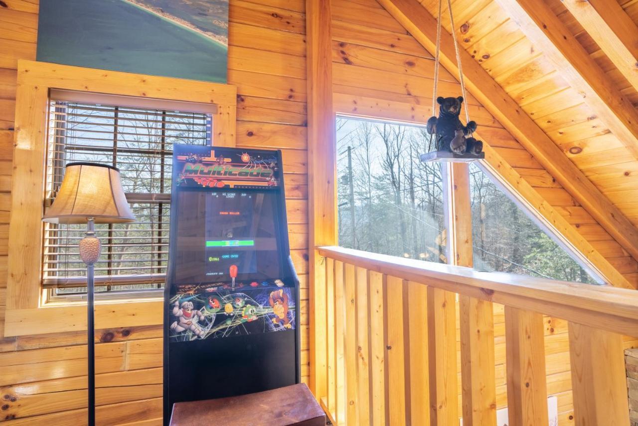 Comfort Cabin Bearway To Heaven W Private Hot Tub Pigeon Forge Exterior photo
