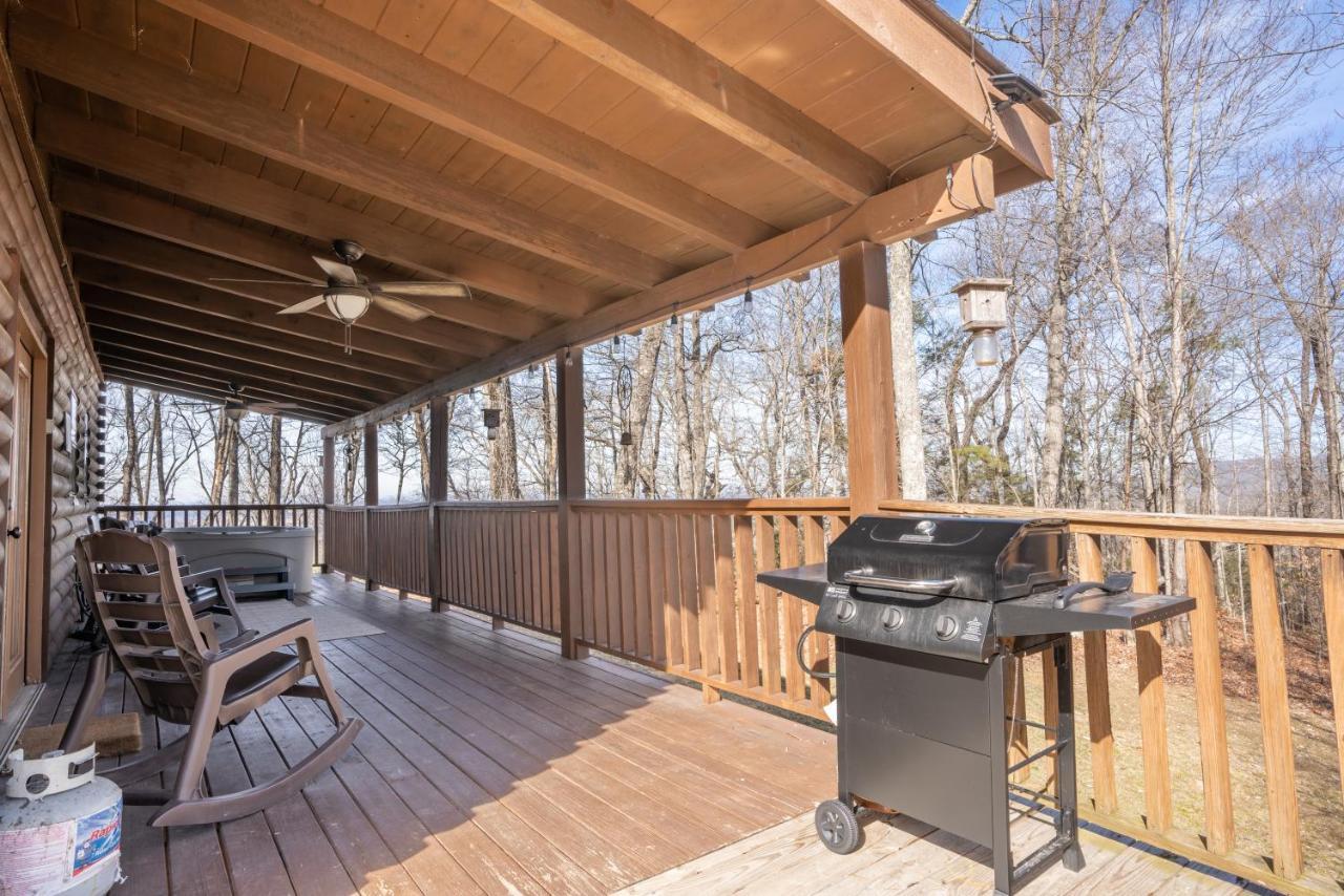 Comfort Cabin Bearway To Heaven W Private Hot Tub Pigeon Forge Exterior photo